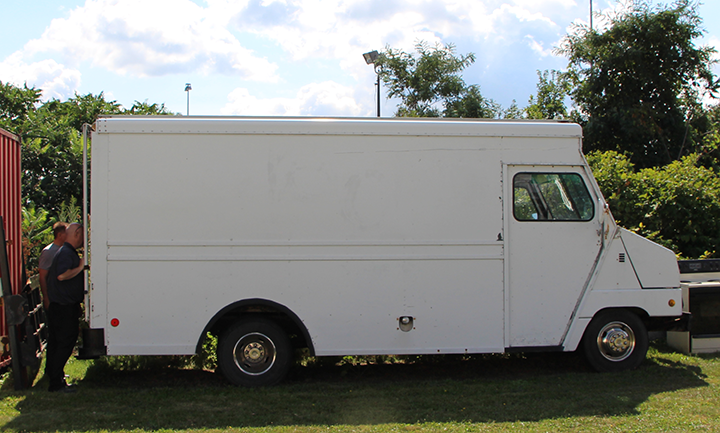 food-truck-barflyy,-concept-3-by-john-rivera-resto,-2017