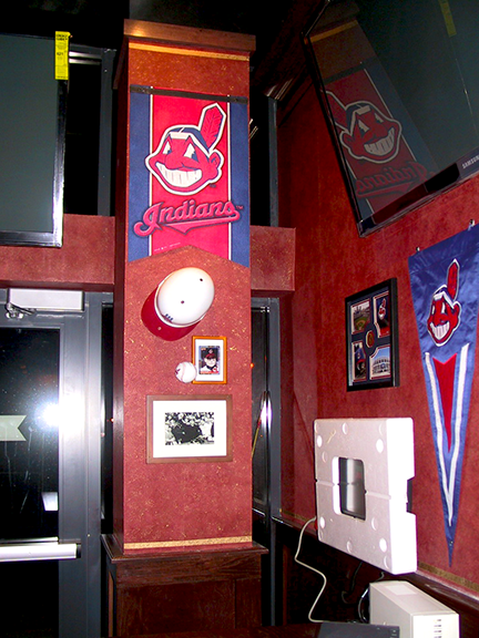 paninis-bar-&-grill,-kent,-ohio,-decor-by-john-rivera-resto,-fall-2012