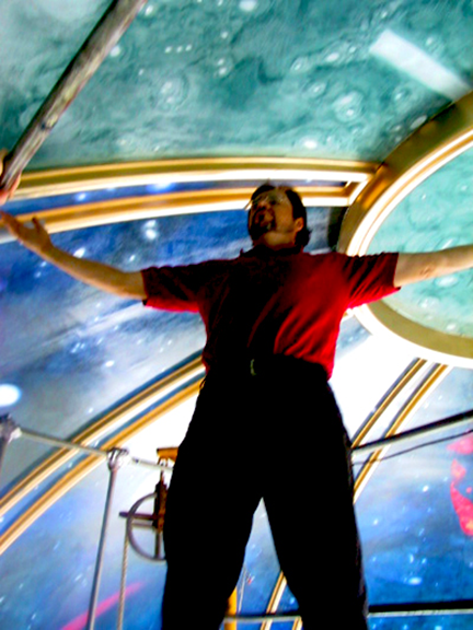 an-illustration-of-space-by-L.-Calzada