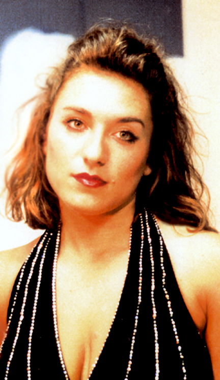 The-Thought,-portrait-of-Karyl-Louise-Kniepper,-detail-3,-painting-by-John-Rivera-Resto--1993